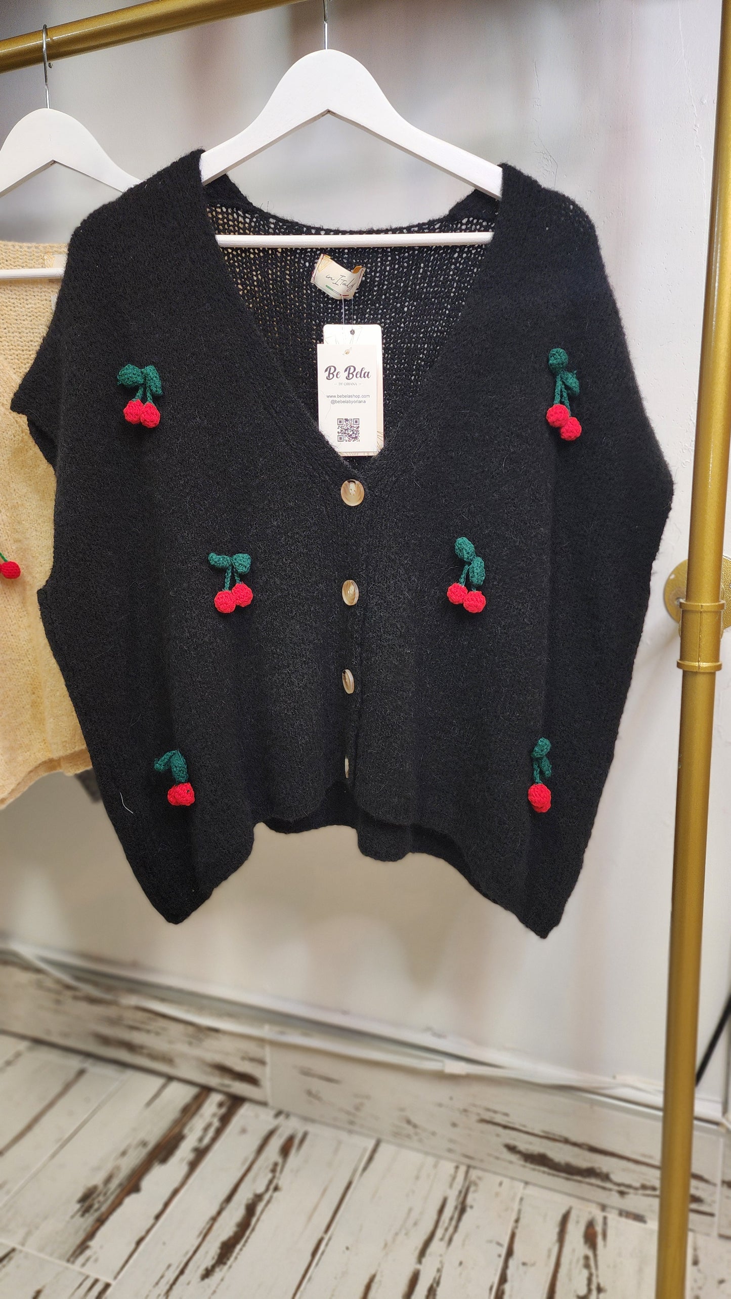 Vest Cherry