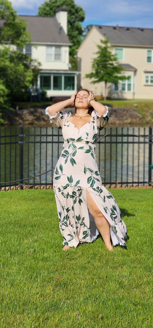 DRESS