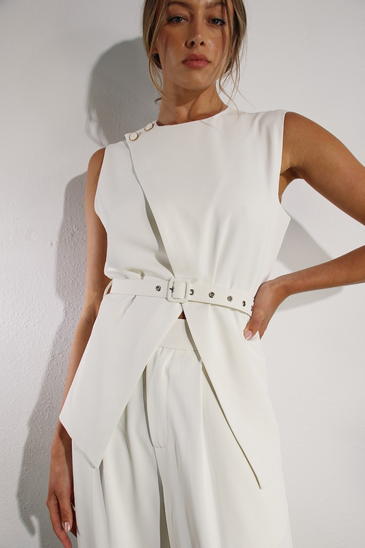 CONJUNTO DE TOP Y PANTALÓN SIN MANGAS