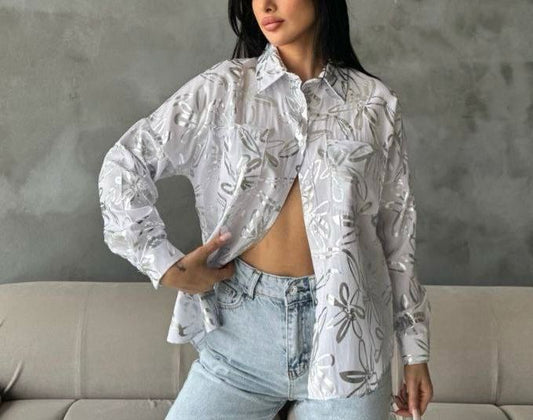 Camisa Flores Plateadas