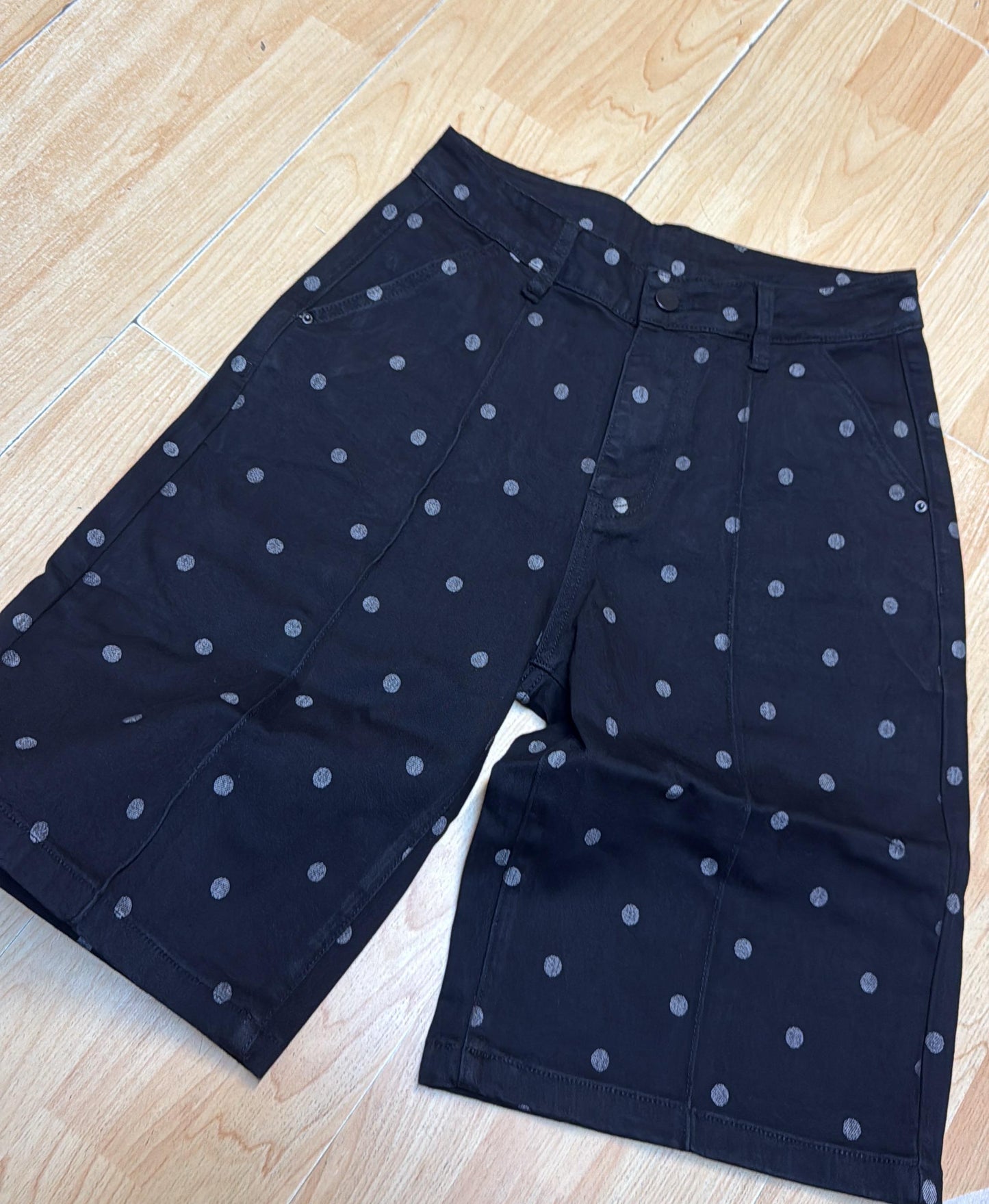 LONG POLKA DOTS DENIM BERMUDA
