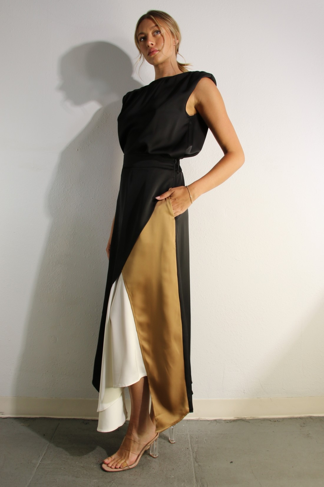 Paded Shoulder Top And Color Block Skirt