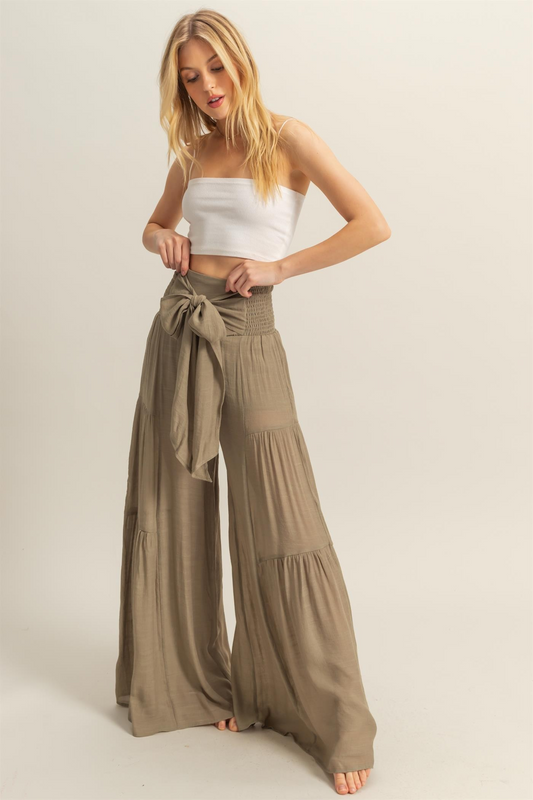 Pantalones palazzo escalonados