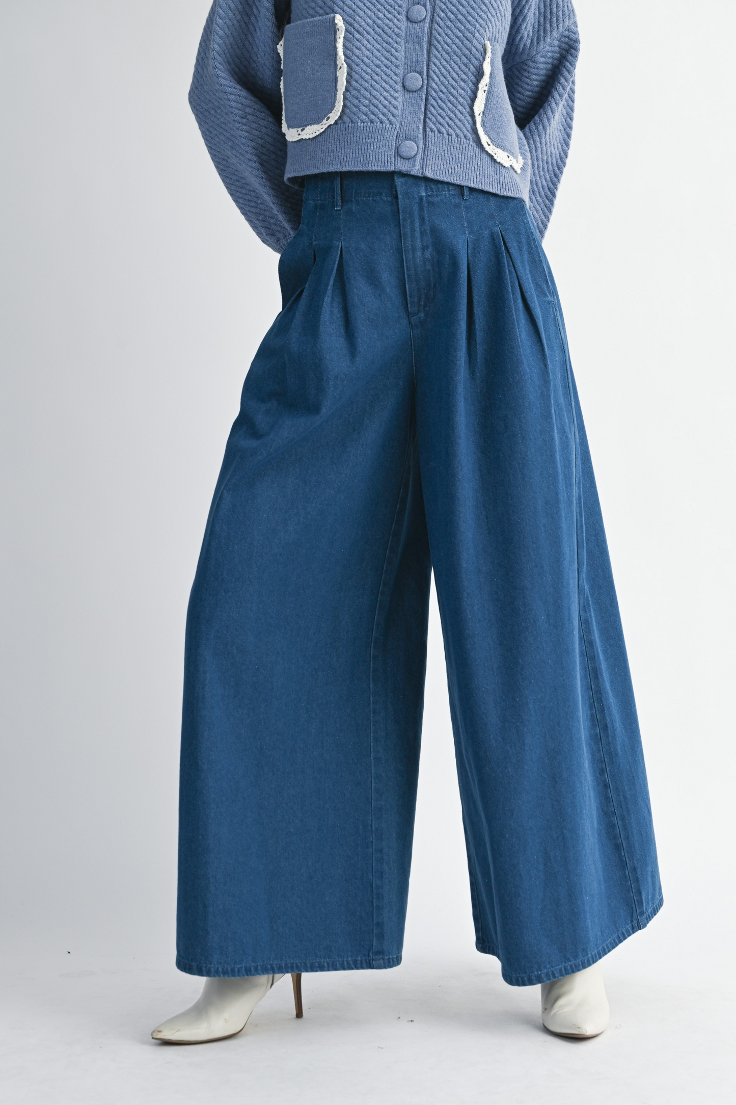 Pleated Detail Wide Leg Denim Pants