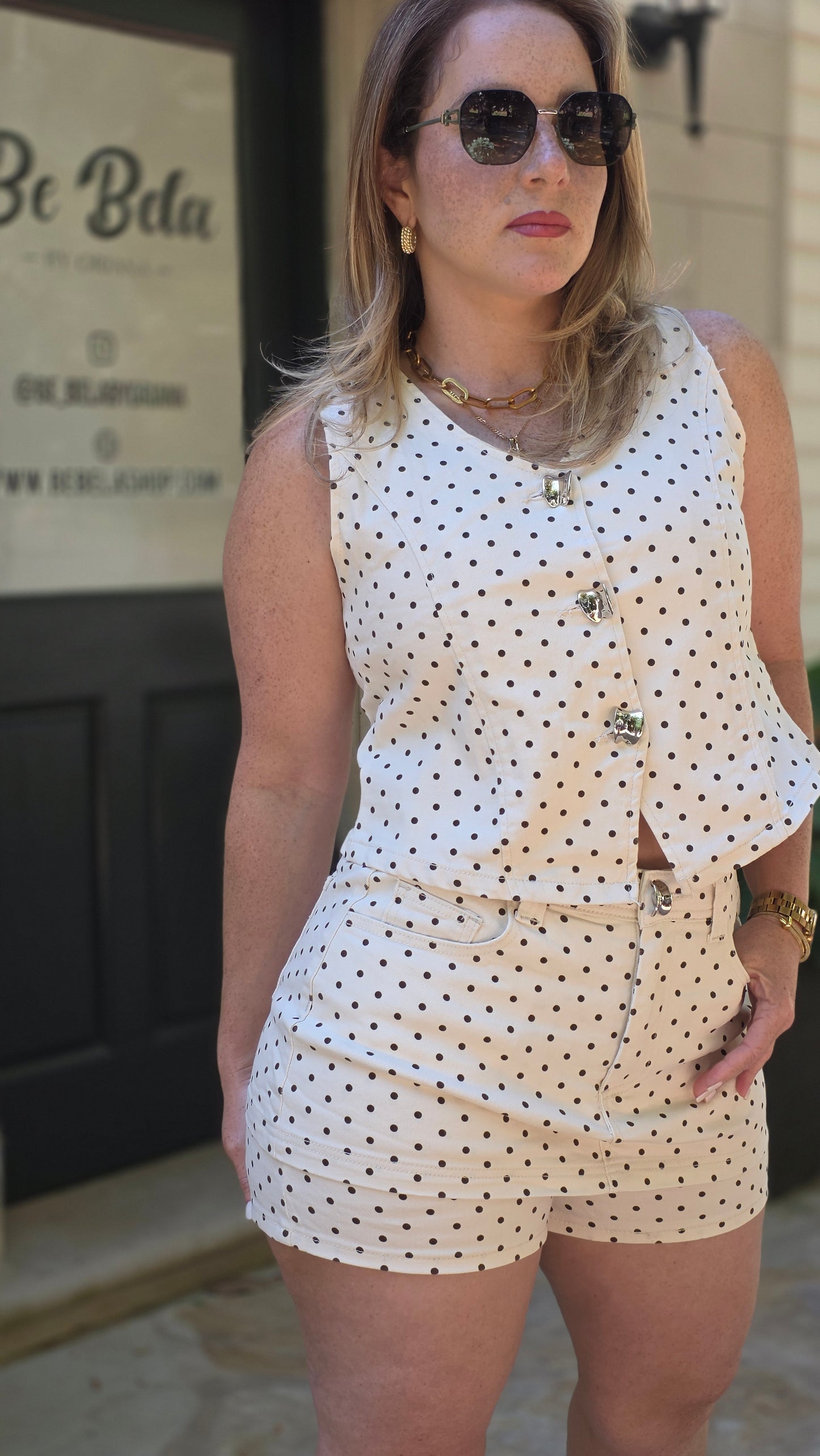 POLKA DOTS VEST AND SKORTS